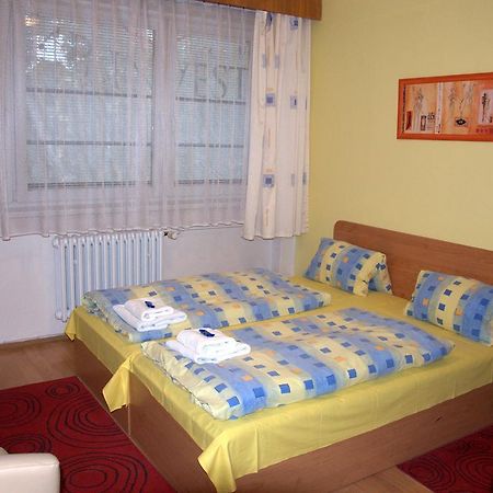 ברנו Hotel Komarov חדר תמונה